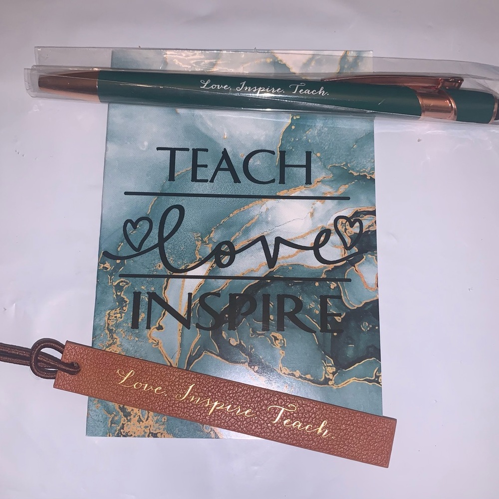 Teacher Pen Notepad & Bookmark gift sets - Picture 4 of 12
